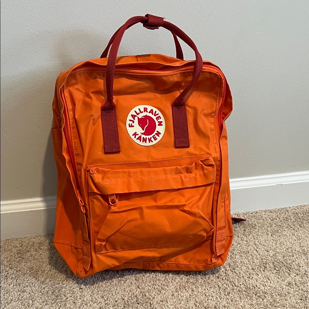 Kånken Orange Backpack with laptop padding